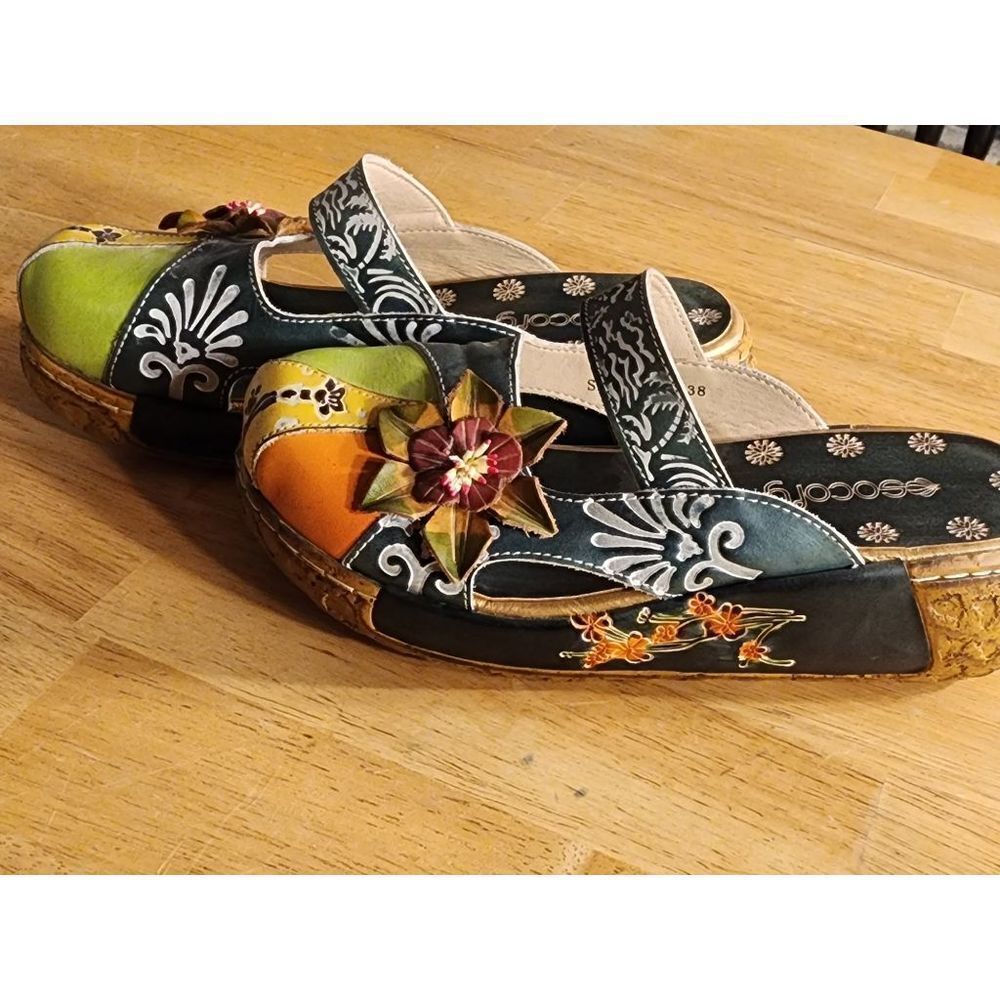Socofy Shoes/Clogs Beautiful Leather Size 38 (7/7.5 US)  Gently Used